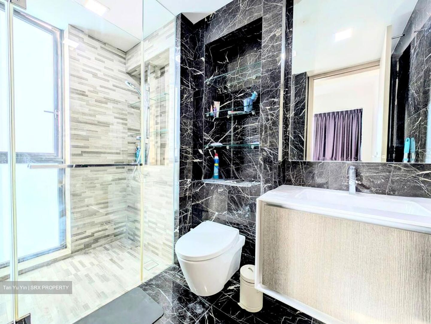 J Gateway (D22), Condominium #495973291